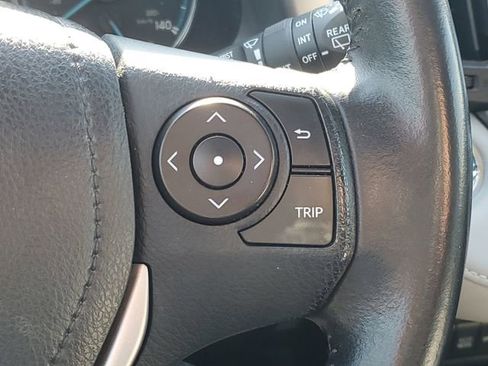 Used 2016 Toyota RAV4 XLE AWD/4WD image 24