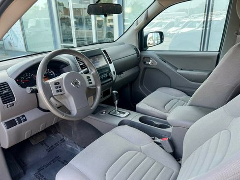 Used 2020 Nissan Frontier S RWD image 13