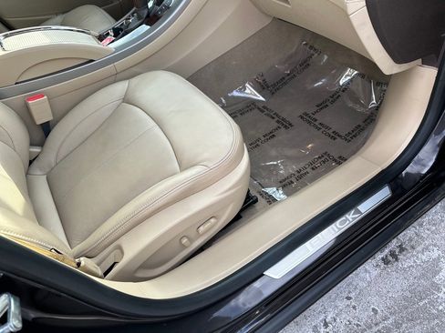 Used 2013 Buick LaCrosse Touring image 20