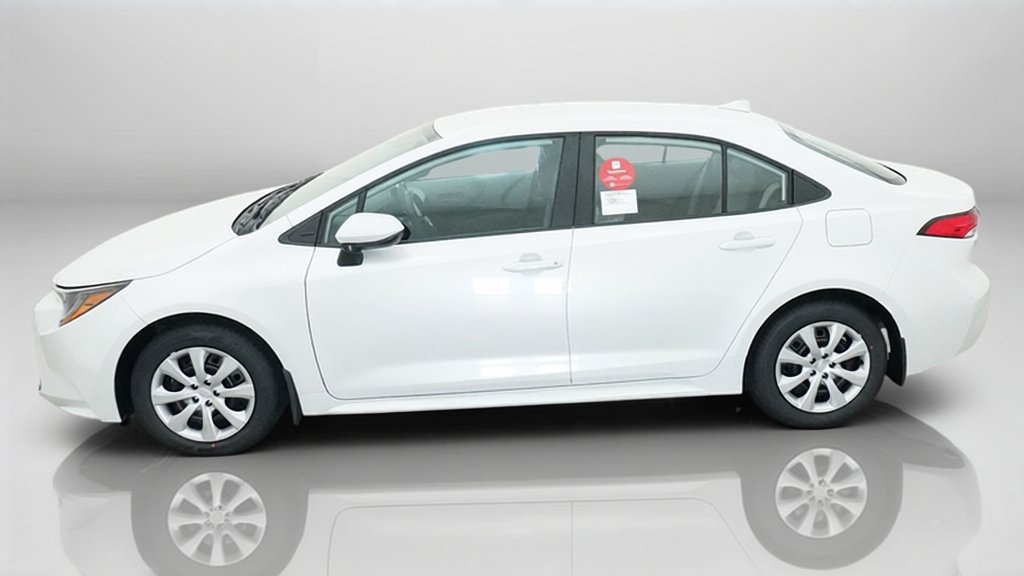 New 2027 Toyota Corolla LE FWD image 2