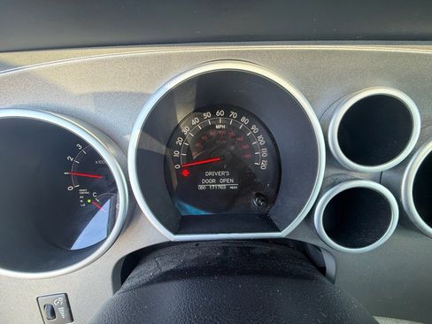 Used 2015 Toyota Sequoia Platinum image 17