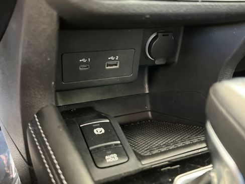 Used 2023 Nissan Kicks SR FWD image 36