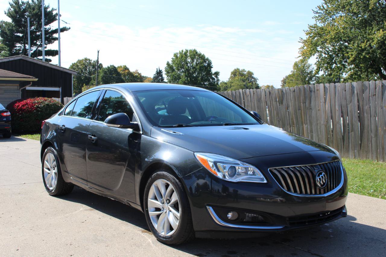 Used 2016 Buick Regal Premium FWD image 2
