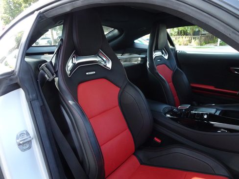 Used 2020 Mercedes-Benz AMG GT Coupe image 15