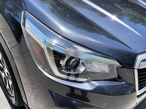Used 2019 Subaru Forester Premium AWD/4WD image 33