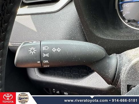 Used 2019 Toyota RAV4 LE w/ Carpet Mat Package AWD/4WD image 29