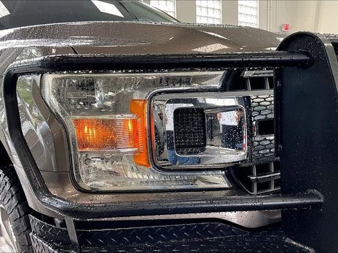 Used 2020 Ford F150 XLT w/ Equipment Group 302A Luxury AWD/4WD image 30
