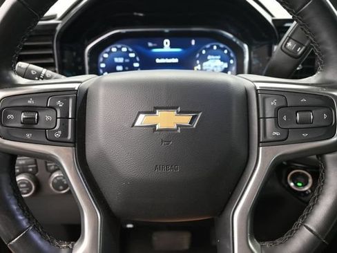 Used 2025 Chevrolet Silverado 1500 LT AWD/4WD image 29