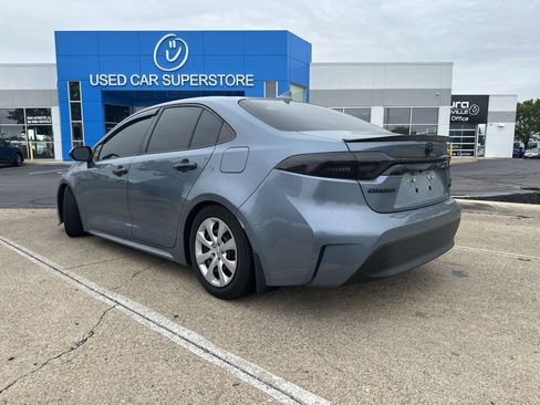 Used 2024 Toyota Corolla LE w/ LE Convenience Package FWD image 7