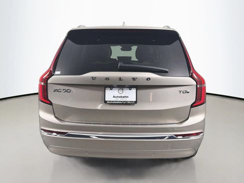 New 2026 Volvo XC90 T8 Plus w/ Protection Package Premier AWD/4WD image 6