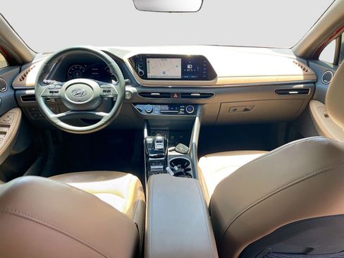 Used 2021 Hyundai Sonata Limited w/ Preferred Accessory Package FWD image 16