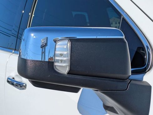 Used 2023 GMC Sierra 1500 SLT w/ X31 Off-Road Package image 13