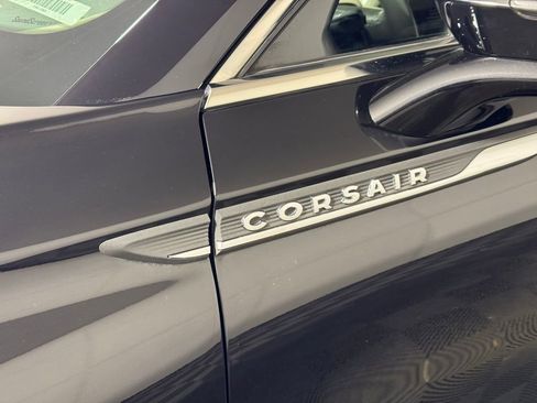 Certified 2022 Lincoln Corsair Reserve w/ Equipment Group 201A image 9