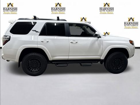Used 2021 Toyota 4Runner TRD Off-Road image 6