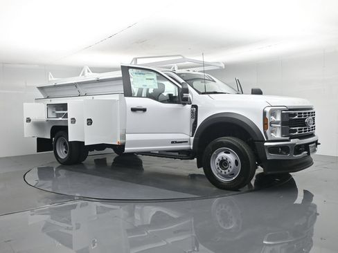 New 2026 Ford F600 4x4 Regular Cab Super Duty w/ XL Chrome Package image 39