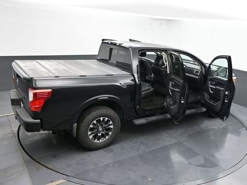 Used 2018 Nissan Titan PRO-4X w/ Pro-4x Convenience Package image 67
