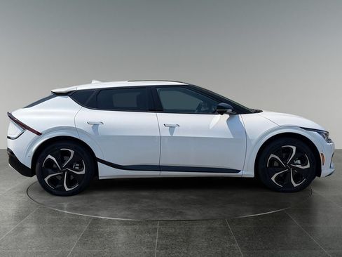 Used 2024 Kia EV6 GT-Line AWD/4WD image 10