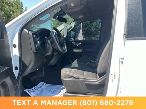 Used 2024 Chevrolet Silverado 2500 W/T AWD/4WD image 9