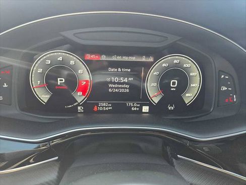 Used 2025 Audi SQ7 Premium Plus AWD/4WD image 28