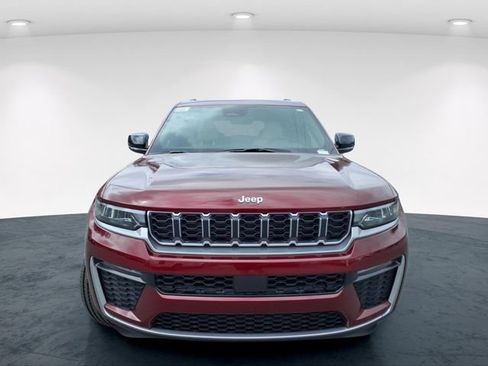 New 2026 Jeep Grand Cherokee Limited AWD/4WD image 4