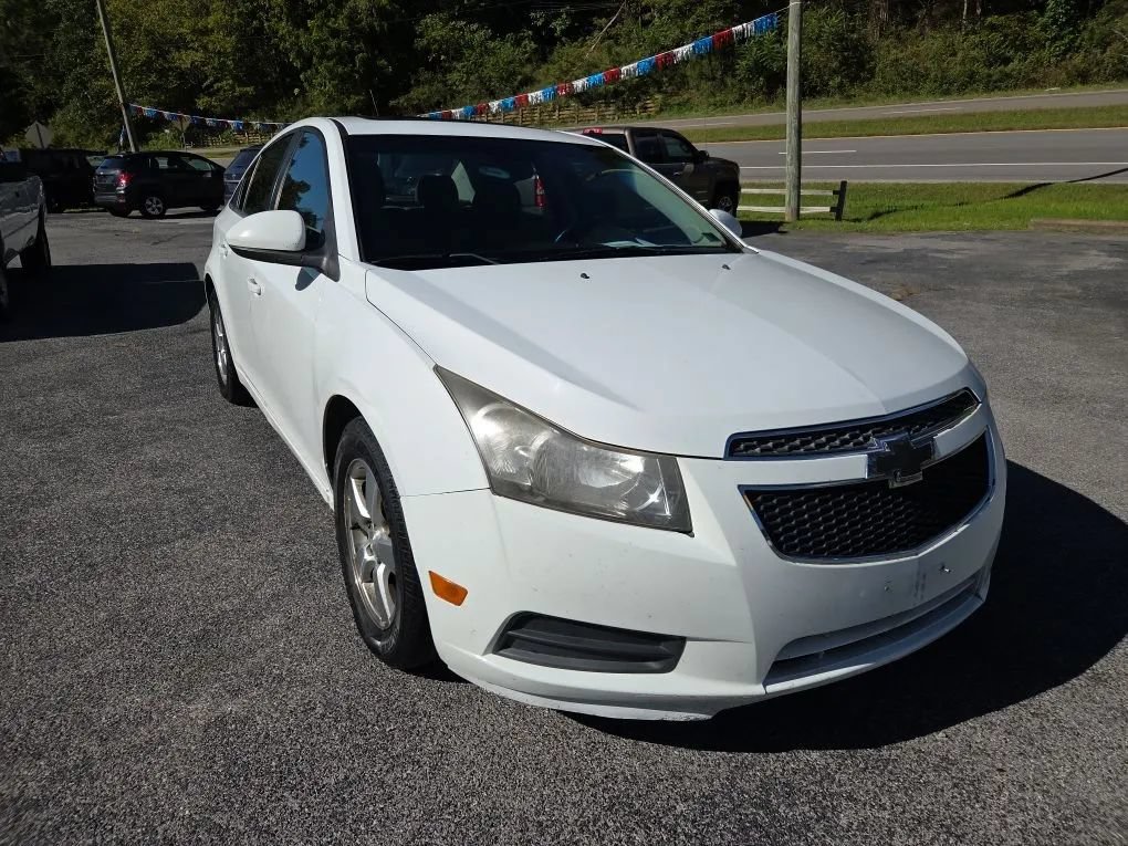 Used 2012 Chevrolet Cruze LT w/ All-Star Edition FWD image 3