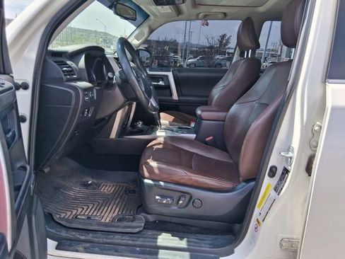 Used 2017 Toyota 4Runner Limited image 4