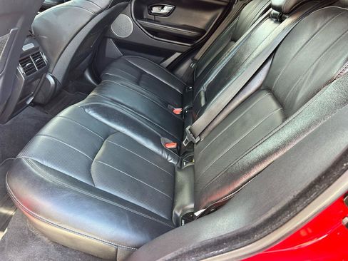 Used 2019 Land Rover Range Rover Evoque SE AWD/4WD image 13