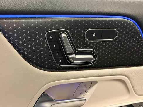 Certified 2025 Mercedes-Benz GLA 250 4MATIC image 23