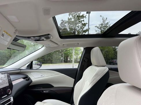 Used 2024 Lexus RX 350 AWD w/ Convenience Package image 13