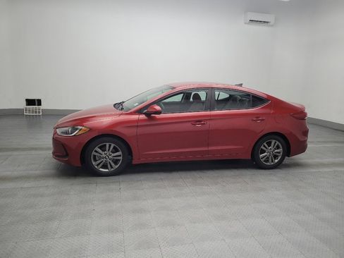 Used 2018 Hyundai Elantra SEL image 2