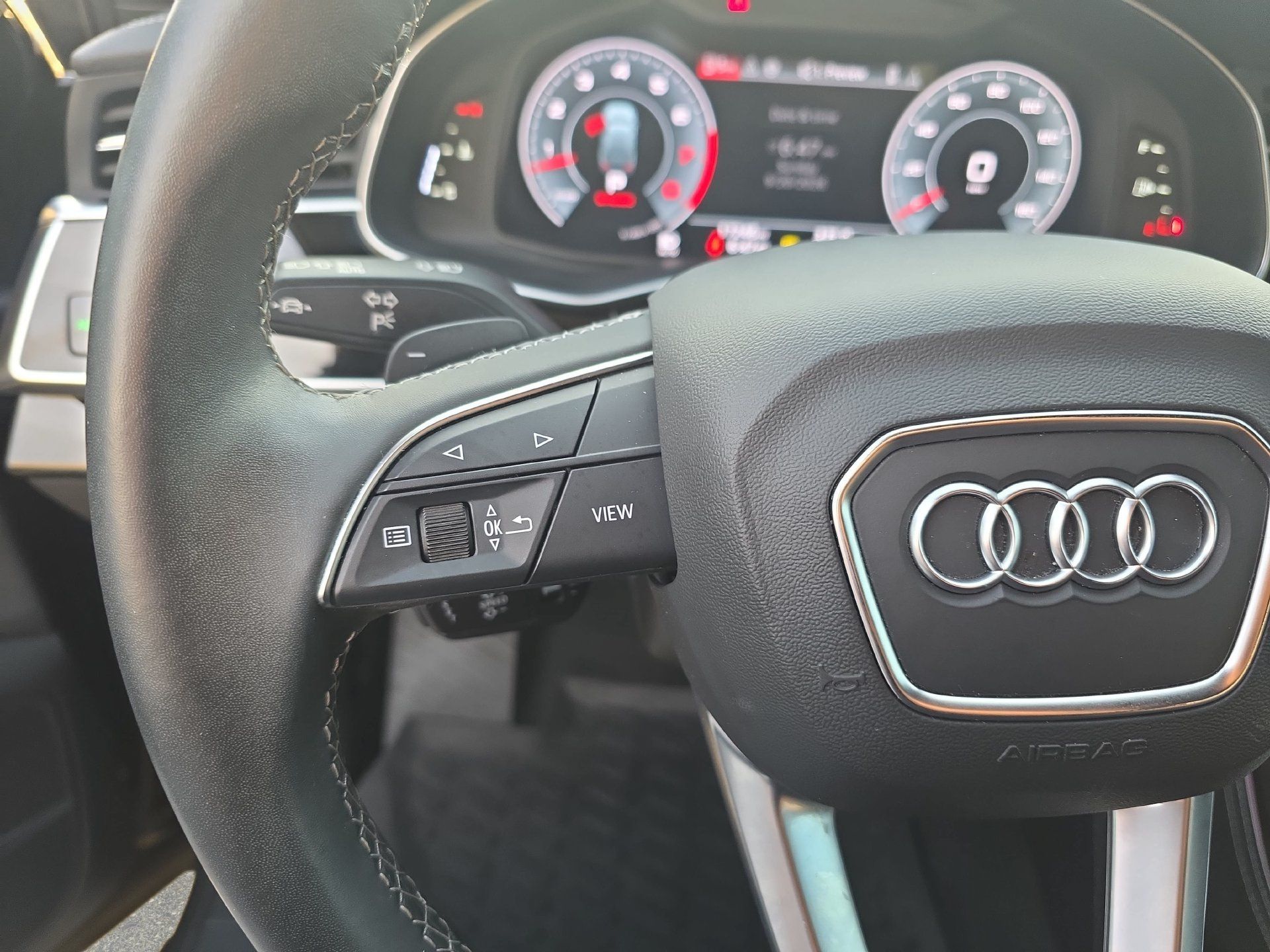 Used 2025 Audi Q7 3.0T Prestige AWD/4WD image 17