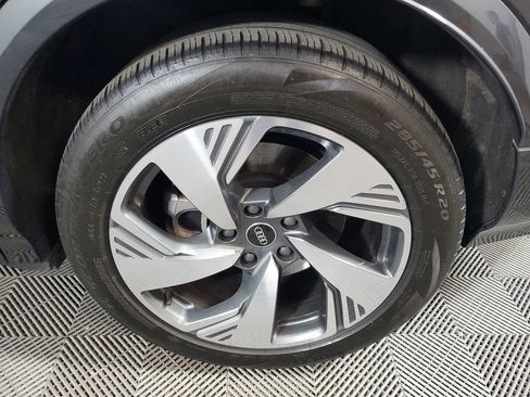 Certified 2025 Audi Q6 e-tron Premium Plus w/ Premium Plus AWD/4WD image 11