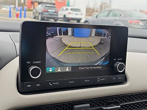 Used 2025 Honda HR-V LX image 17