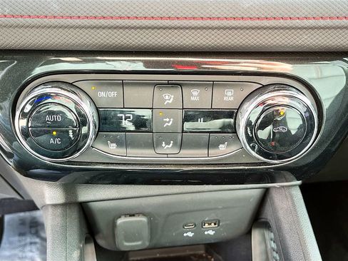 Used 2024 Chevrolet TrailBlazer RS w/ Convenience Package image 15