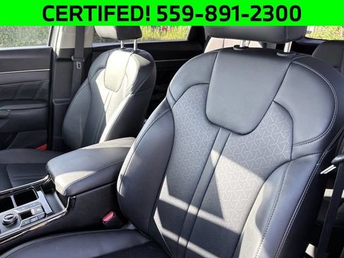 Certified 2023 Kia Sorento SX FWD image 10