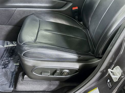 Used 2022 Jeep Grand Cherokee Overland image 27