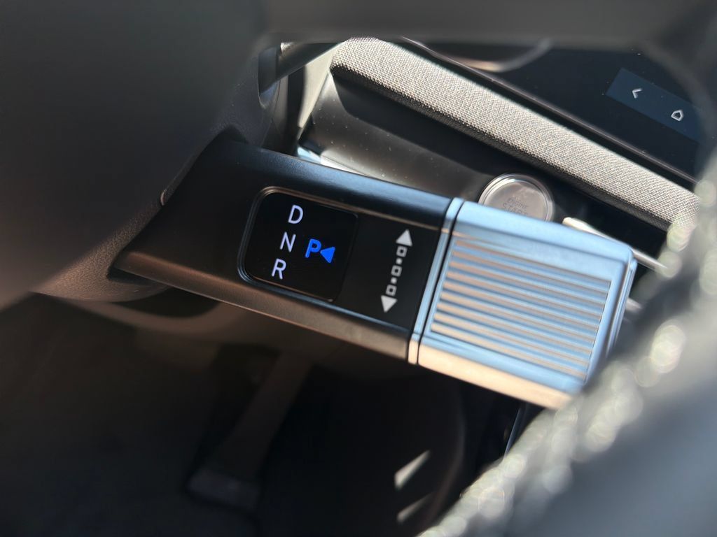New 2026 Hyundai Tucson Limited AWD/4WD image 32