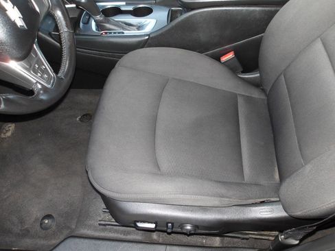 Used 2018 Chevrolet Malibu LT image 20