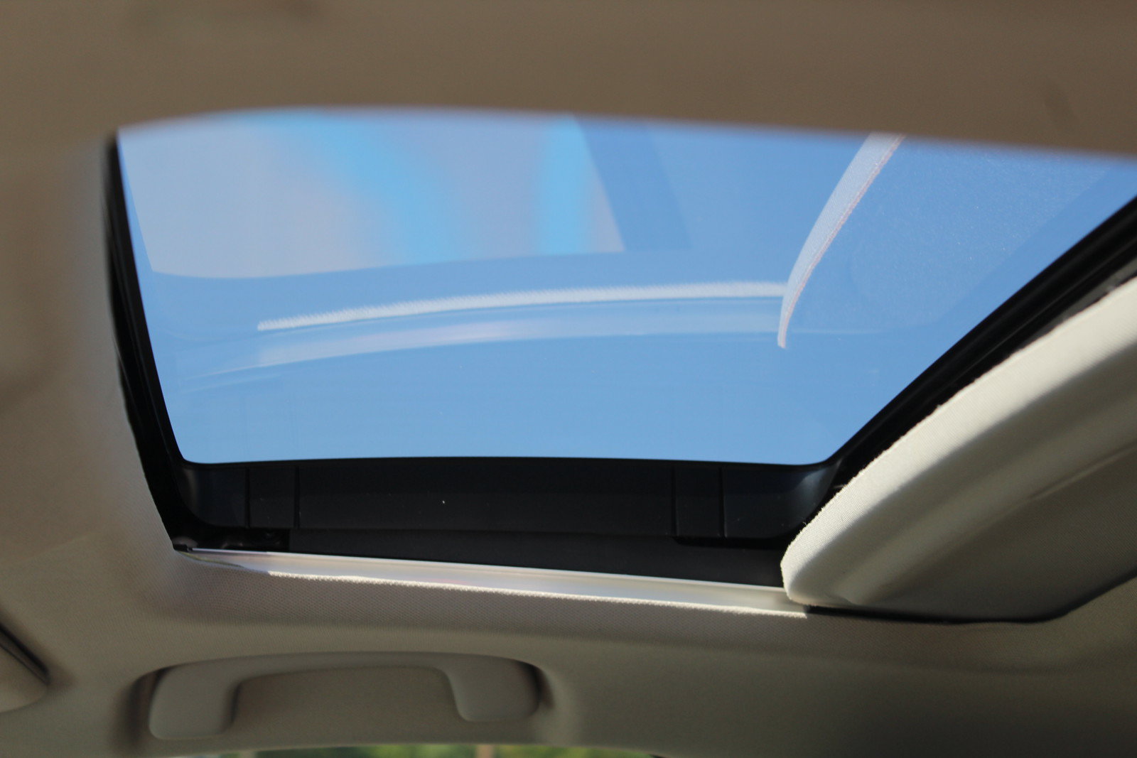 Used 2024 Honda Accord Touring image 8
