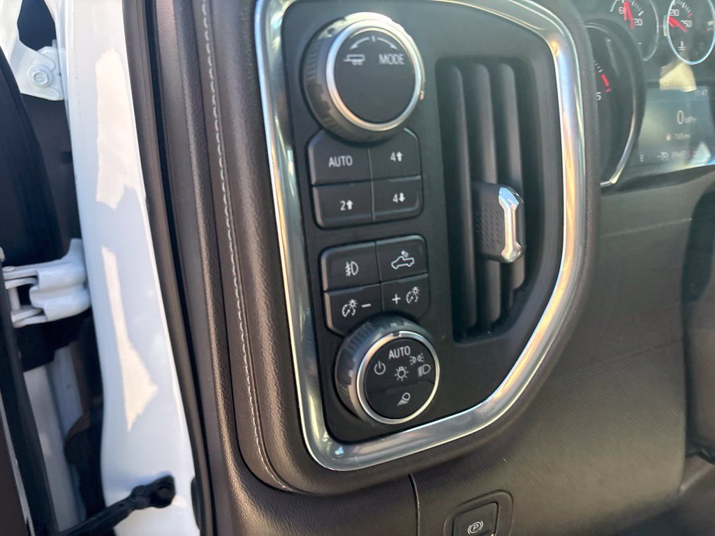 Used 2022 Chevrolet Silverado 2500 LT w/ All Star Edition AWD/4WD image 16