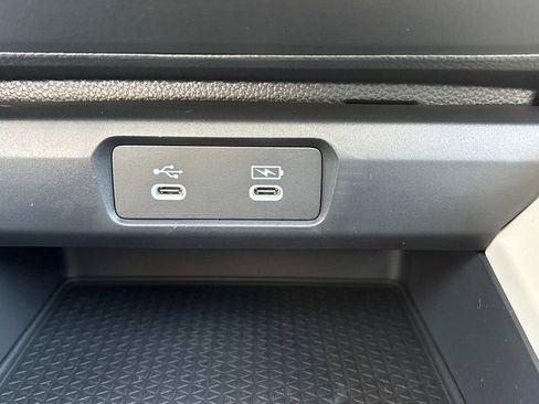 Used 2025 Honda Accord SE image 32