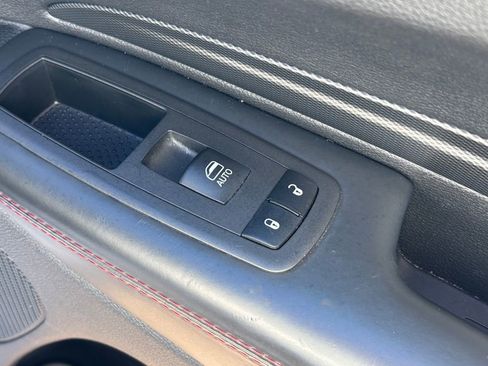 Used 2024 Dodge Durango GT image 33