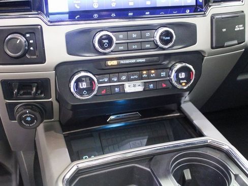 Used 2022 Ford F450 Lariat w/ Lariat Ultimate Package image 14
