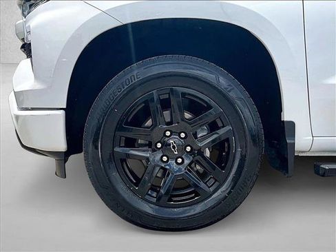 Used 2024 Chevrolet Silverado 1500 RST w/ Convenience Package II AWD/4WD image 10