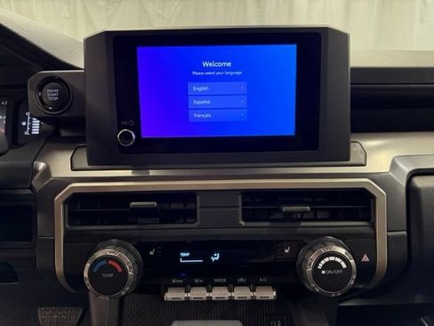 Certified 2026 Toyota Tacoma SR5 AWD/4WD image 15