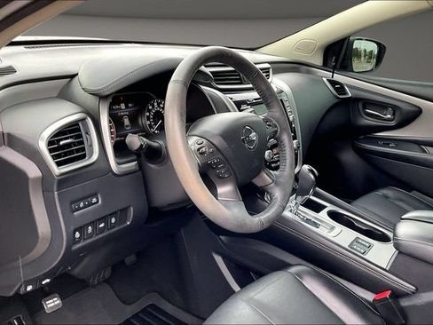Used 2021 Nissan Murano SL w/ SL Moonroof Package FWD image 12
