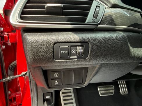 Used 2022 Honda Accord Sport image 8