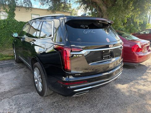 Certified 2023 Cadillac XT6 Premium Luxury w/ Platinum Package AWD/4WD image 11