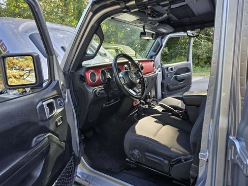 Used 2020 Jeep Wrangler Unlimited Rubicon image 32
