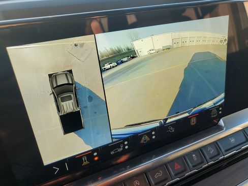 Used 2024 GMC Sierra 1500 SLT w/ SLT Premium Plus Package image 23